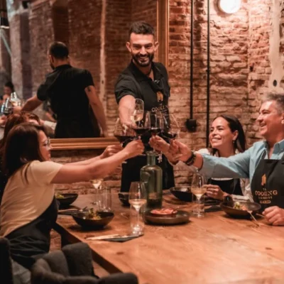Antigua Bodega para la cena de Navidad de empresa en Madrid