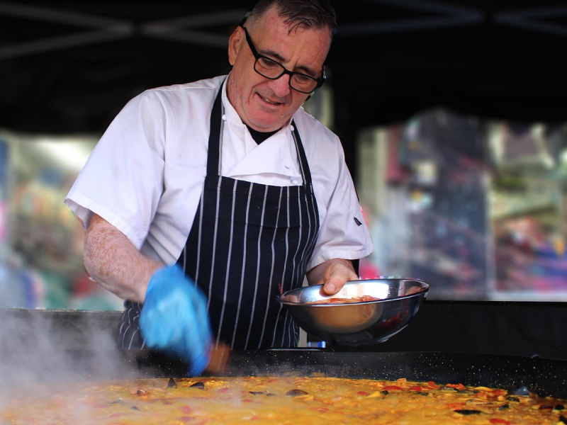 Paella Team Building Cocina Madrid Speelsbury